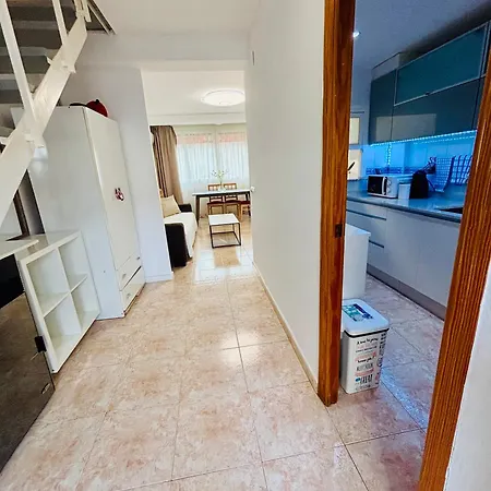 Duplex 5 Min De La Playa 베니돔